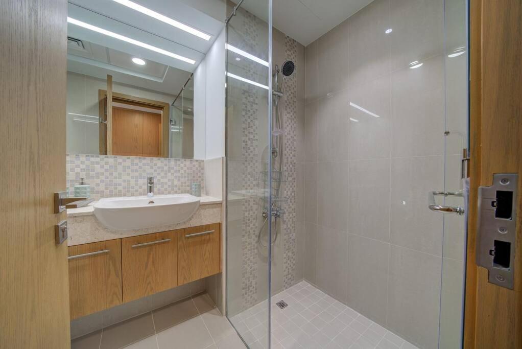 Ferienwohnung Burj Khalifa View - 2BR&Maid - Brand New Dubai Exterior foto